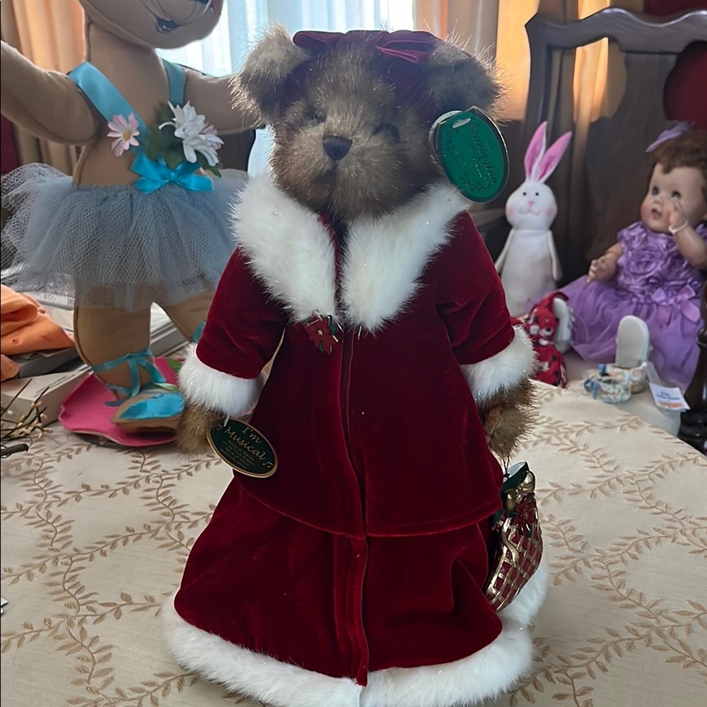 Rosetta Poinsettia The Bearington limited edition musical bear with stand